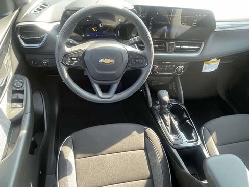 New 2026 Chevrolet TrailBlazer LT FWD image 11
