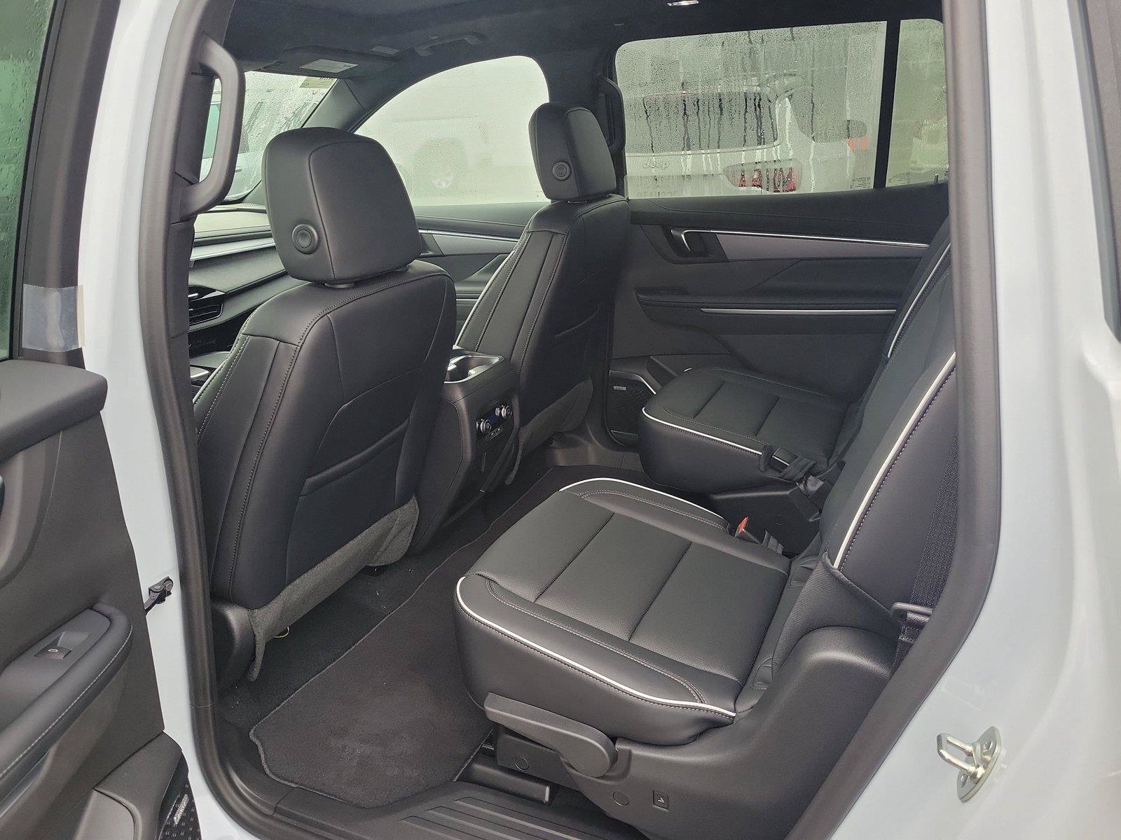 New 2027 Buick Enclave Sport Touring w/ Power Package FWD image 13