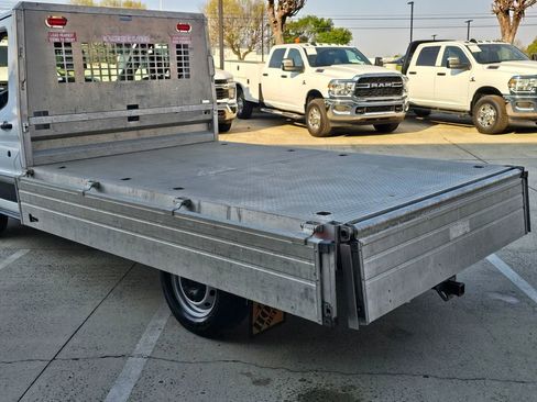 Used 2019 Ford Transit 250 138 RWD image 20