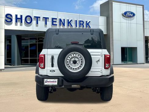 New 2026 Ford Bronco 4-Door AWD/4WD image 7