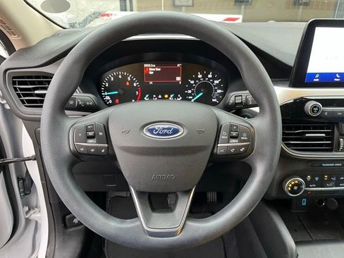 Used 2020 Ford Escape SE image 21