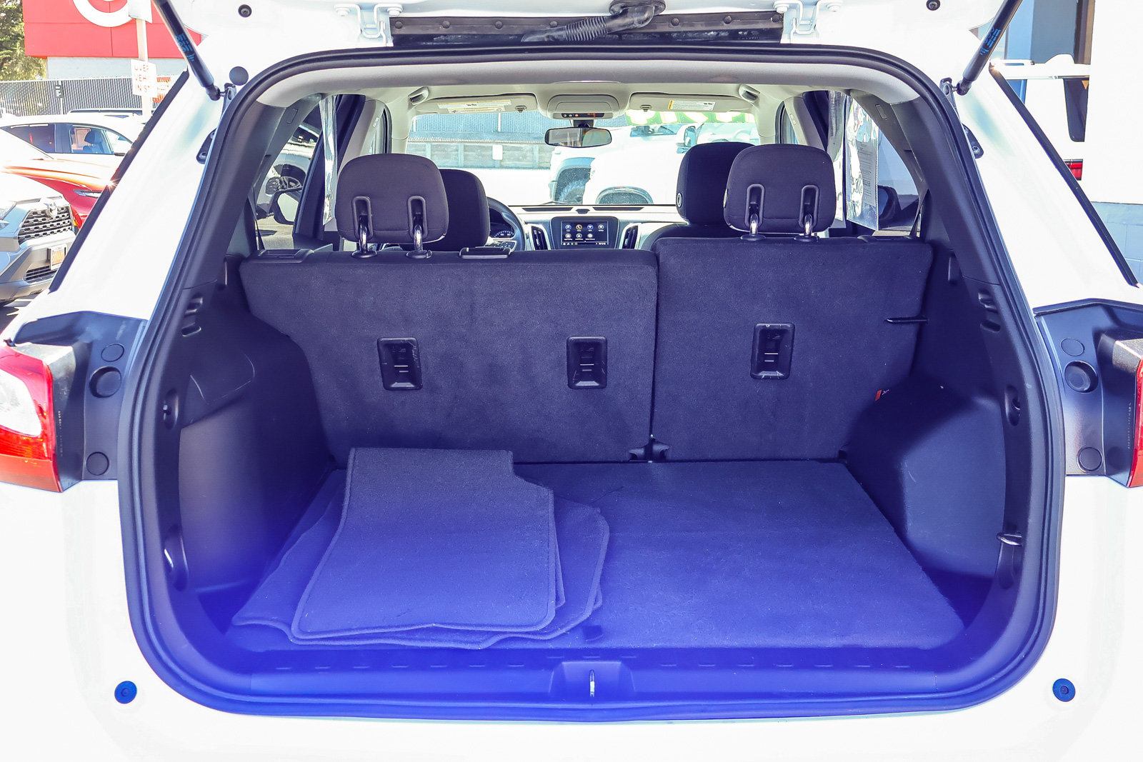 Used 2019 Chevrolet Equinox LS w/ LS Convenience Package FWD image 14