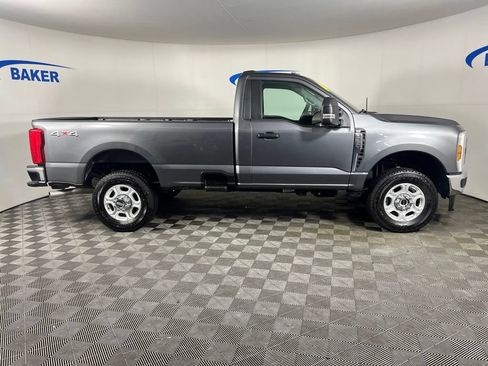 Used 2025 Ford F350 XLT AWD/4WD image 7