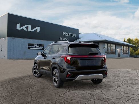 New 2025 Kia Seltos S image 4