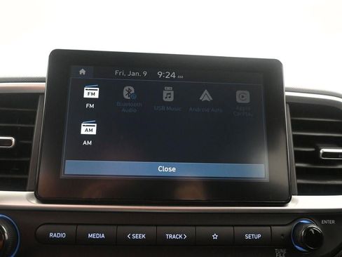 New 2026 Hyundai Venue SE image 16