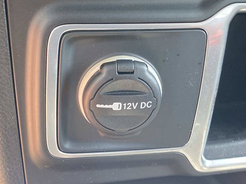 Used 2018 Jeep Wrangler Unlimited Sport AWD/4WD image 29