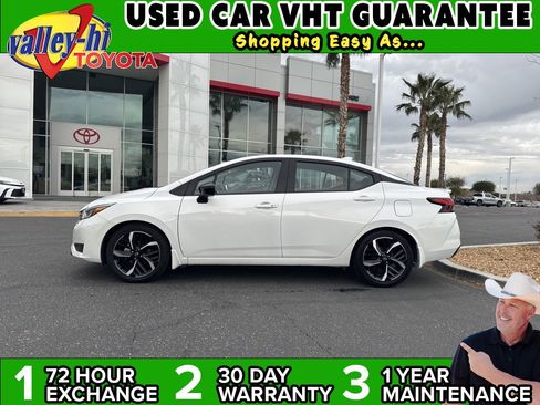 Used 2023 Nissan Versa SR w/ Trunk Package image 1