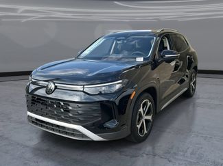 New 2026 Volkswagen Tiguan SE FWD video 1