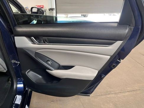 Used 2018 Honda Accord LX image 15