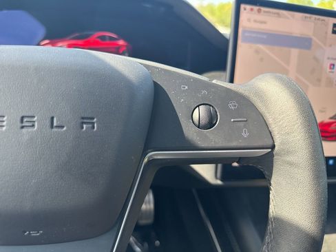 Used 2023 Tesla Model S Plaid image 18