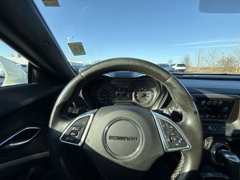 Certified 2018 Chevrolet Camaro LT w/ Technology Package image 17