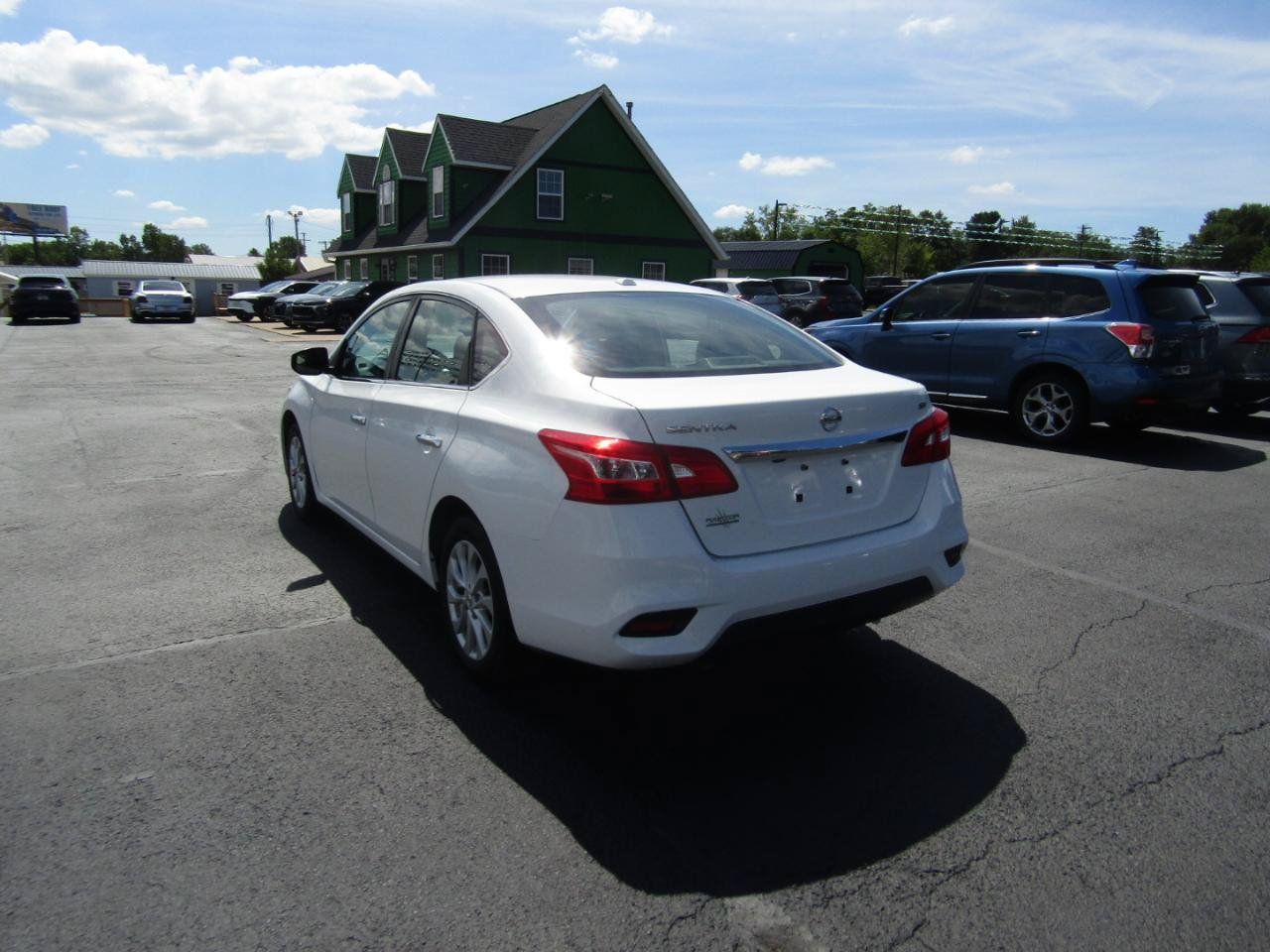 Used 2019 Nissan Sentra SV FWD image 5