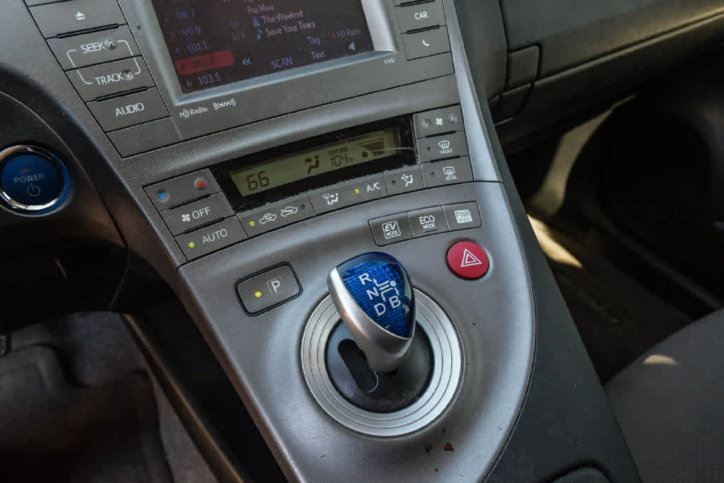 Used 2014 Toyota Prius Three FWD image 18