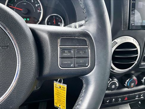 Used 2014 Jeep Wrangler Unlimited Sahara w/ Connectivity Group image 12