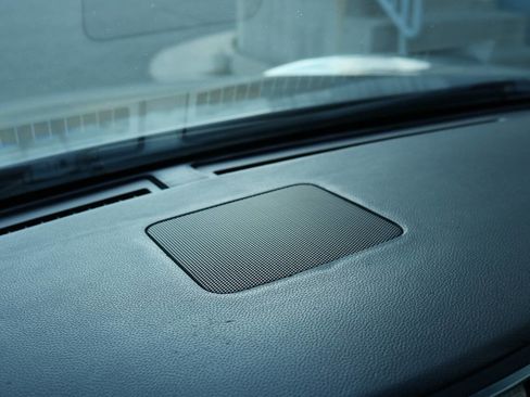 Used 2008 INFINITI G37 Sport w/ Premium Pkg image 35