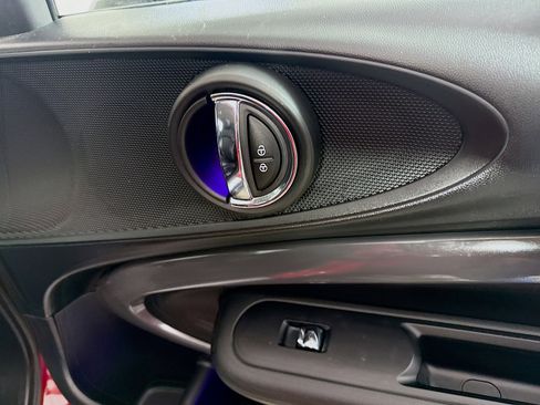 Used 2017 MINI Cooper Clubman S image 30