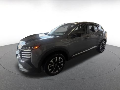 Used 2026 Nissan Kicks SV w/ Cold Weather Package AWD/4WD image 7