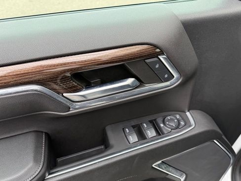 Used 2023 Chevrolet Silverado 1500 RST image 8