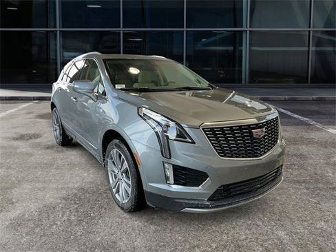 Certified 2024 Cadillac XT5 Premium Luxury w/ LPO, Floor Liner Package image 5