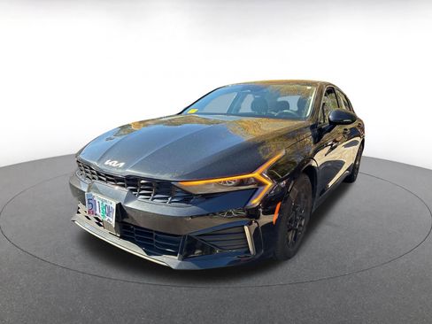 Used 2025 Kia K5 LXS image 5