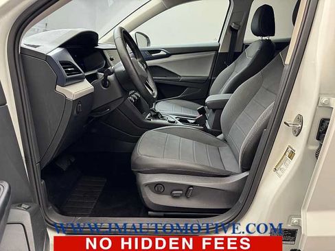 Used 2024 Volkswagen Taos SE AWD/4WD image 12