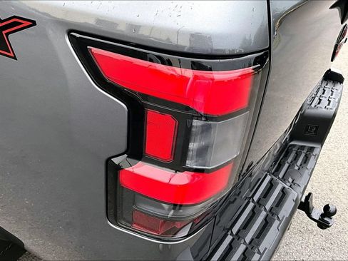 Used 2023 Nissan Frontier PRO-4X w/ Pro-4X Premium Package AWD/4WD image 26