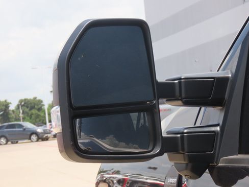 Used 2023 Ford F250 Lariat w/ Lariat Ultimate Package AWD/4WD image 18