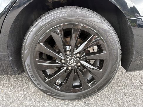Used 2023 Toyota Camry LE FWD image 29