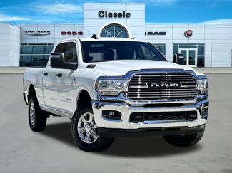 Used 2024 RAM 2500 Big Horn video 1