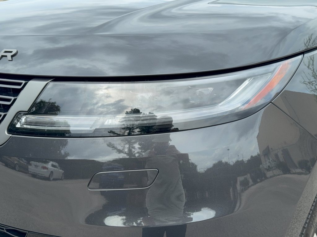 New 2027 Land Rover Range Rover Sport SE AWD/4WD image 12