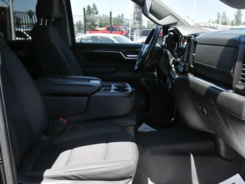 Used 2024 Chevrolet Silverado 1500 RST AWD/4WD image 47