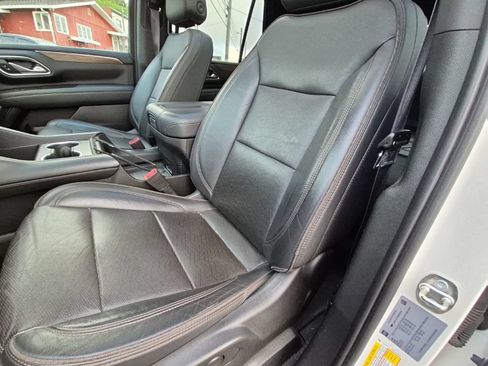 Used 2021 Chevrolet Tahoe High Country AWD/4WD image 11