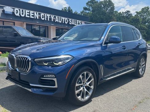 Used 2019 BMW X5 xDrive40i w/ Convenience Package AWD/4WD image 1