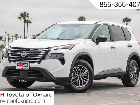 Used 2024 Nissan Rogue S FWD image 1