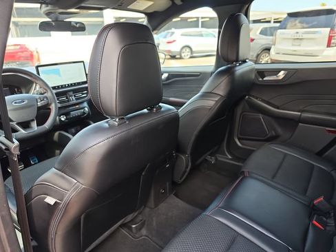 Used 2024 Ford Escape ST-Line w/ Tech Pack #1 FWD image 11