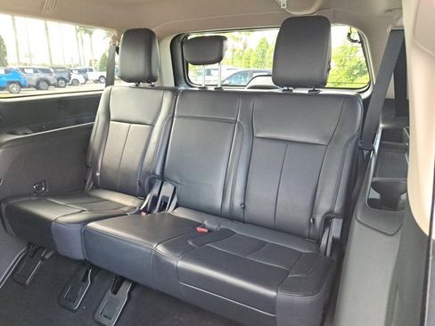 Certified 2023 Ford Expedition Max XLT image 13