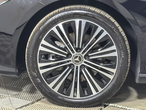 Used 2023 Mercedes-Benz CLA 250 w/ Premium Package image 24