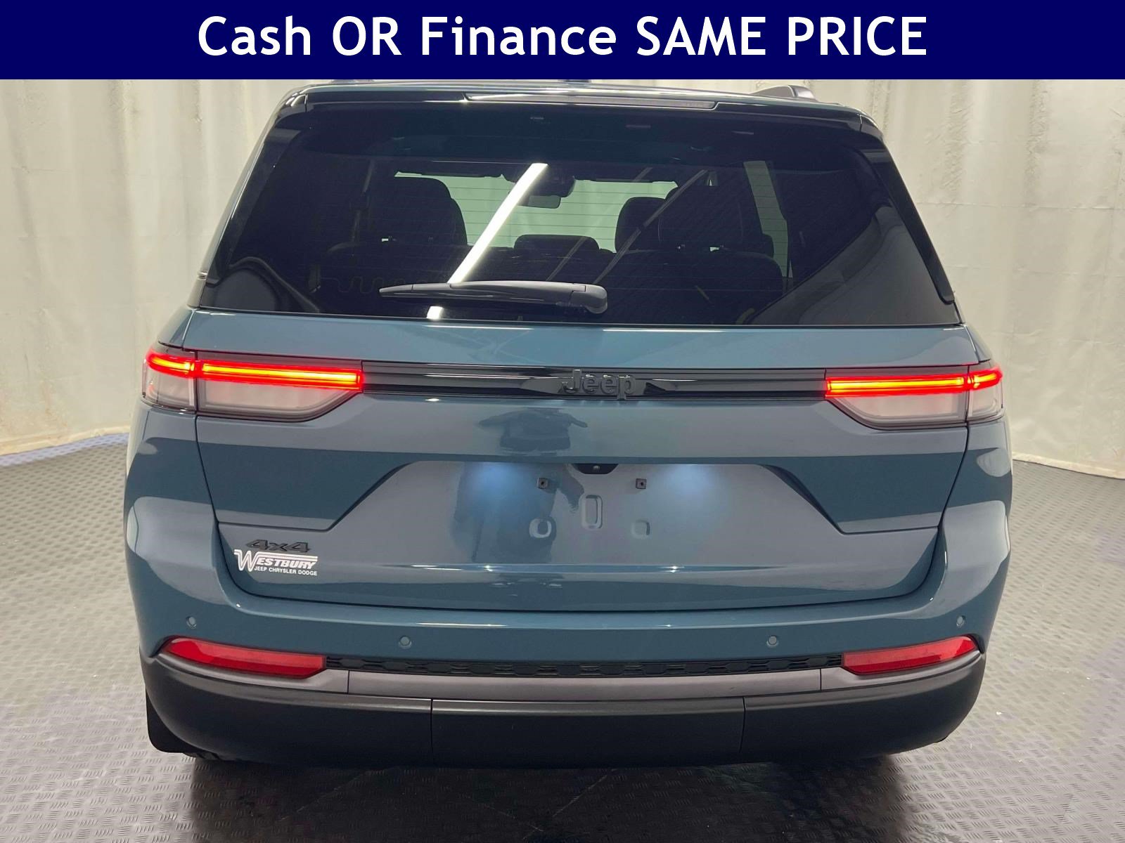 Used 2026 Jeep Grand Cherokee Limited w/ Limited Altitude Package AWD/4WD image 7