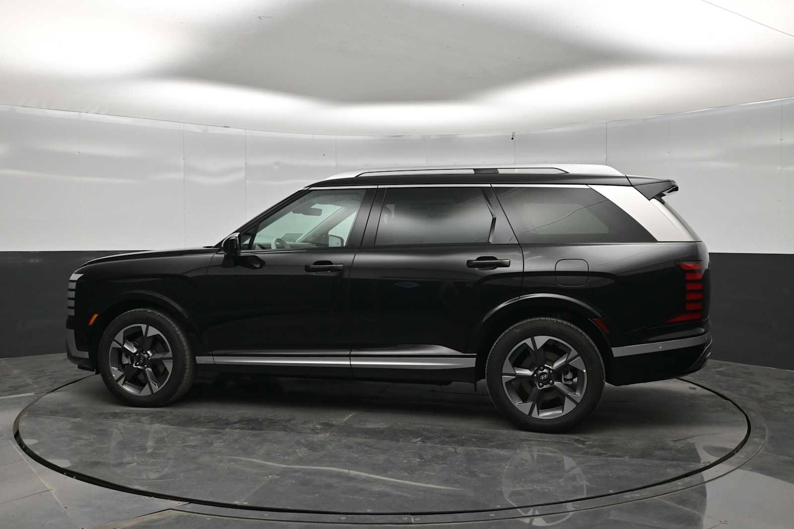 New 2027 Hyundai Palisade Limited AWD/4WD image 5