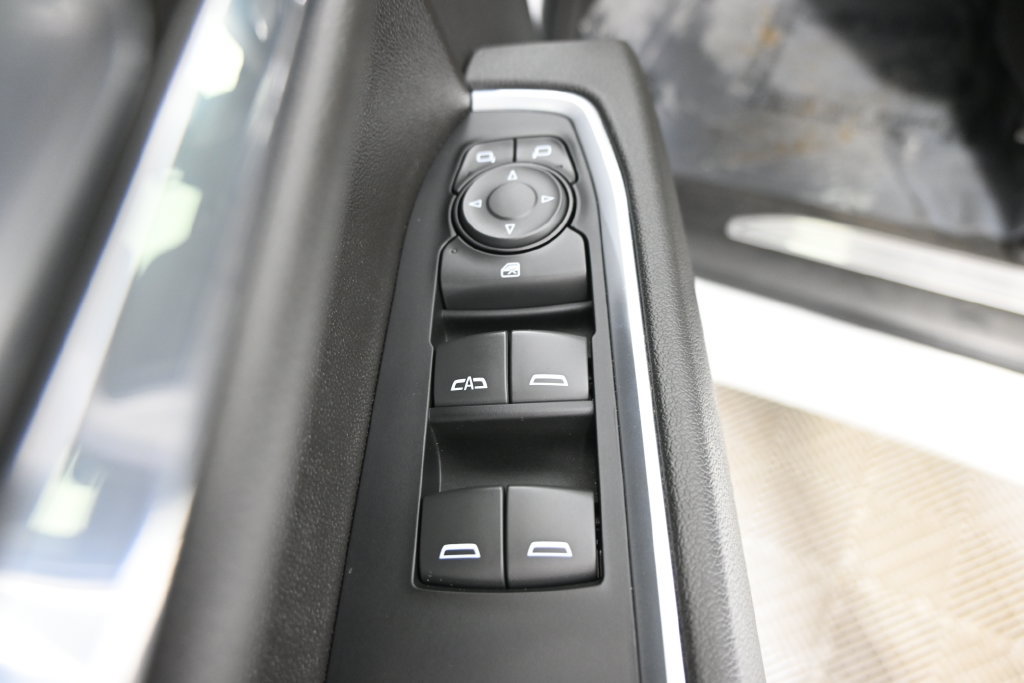 Used 2024 Chevrolet Silverado 1500 RST AWD/4WD image 19