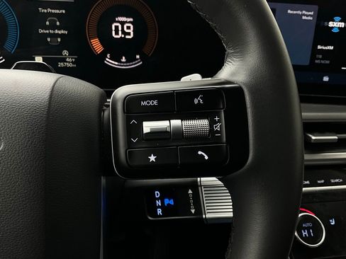 Used 2025 Hyundai Santa Fe SEL image 34