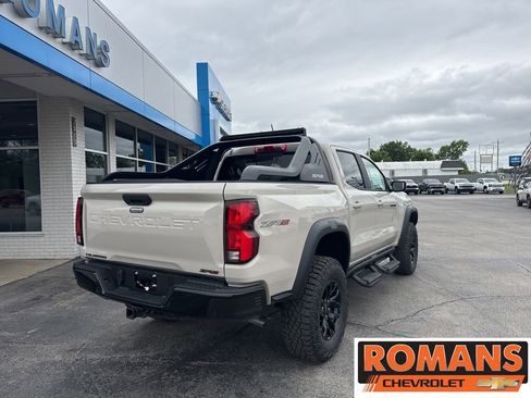 New 2026 Chevrolet Colorado ZR2 w/ Midnight Edition AWD/4WD image 4