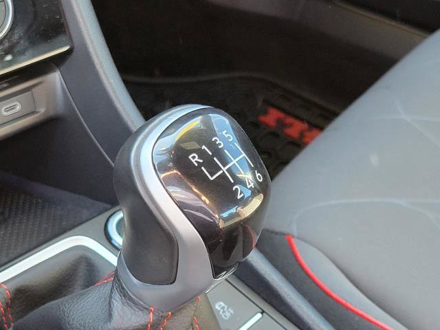 Used 2024 Volkswagen Jetta GLI 40th Anniversary Edition FWD image 27