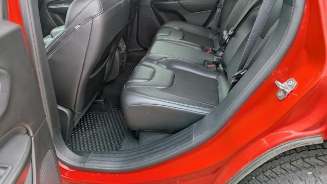 Used 2021 Jeep Cherokee Trailhawk AWD/4WD image 20