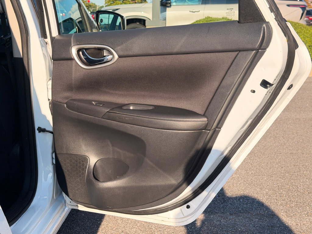 Used 2017 Nissan Sentra SV w/ Style Package FWD image 14