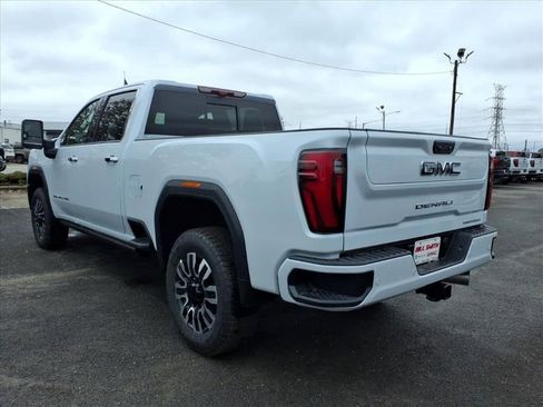 New 2026 GMC Sierra 2500 Denali Ultimate w/ Max Trailering Package image 5
