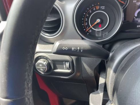 Used 2023 Jeep Gladiator Sport AWD/4WD image 27