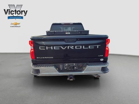 Used 2021 Chevrolet Silverado 3500 LTZ AWD/4WD image 6