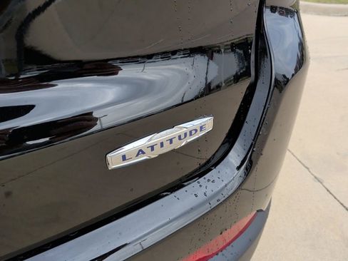 New 2026 Jeep Compass Latitude image 42