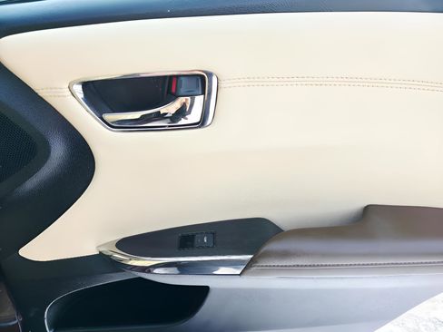 Used 2013 Toyota Avalon XLE image 15